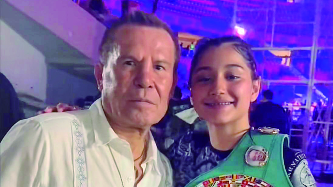 El ‘Gran Campeón Mexicano’ Julio César Chávez volverá a Sonora para asesorar a Camila Zamorano