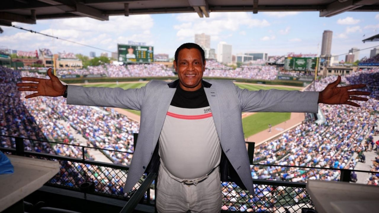 El hijo pródigo está de vuelta; Sammy Sosa regresa al Wrigley Field después de 20 años