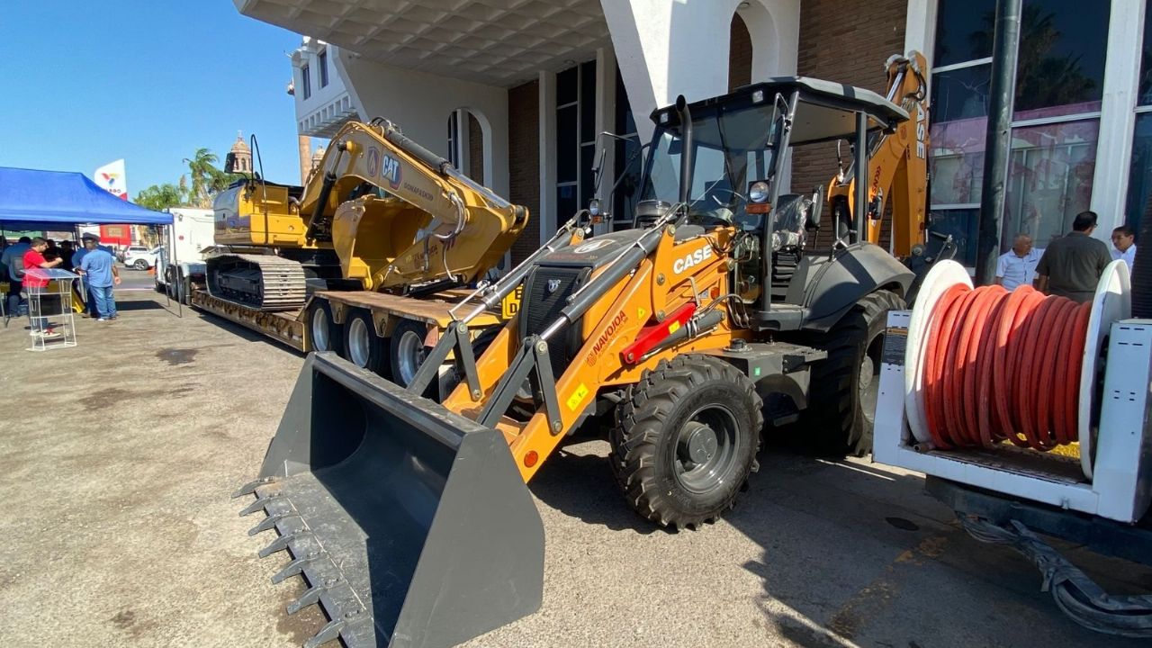 Oomapasn refuerza su parque vehicular con maquinaria pesada