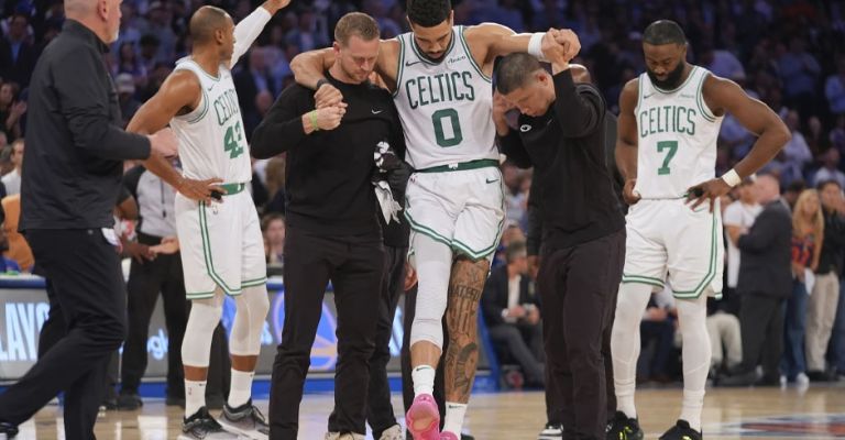 Tatum se perderá casi todo el año