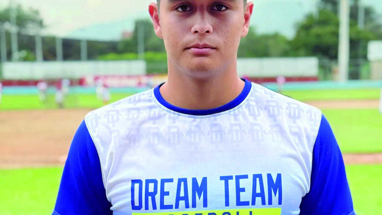 Yaquis apuesta al futuro; firma a jóvenes prospectos de Ciudad Obregón