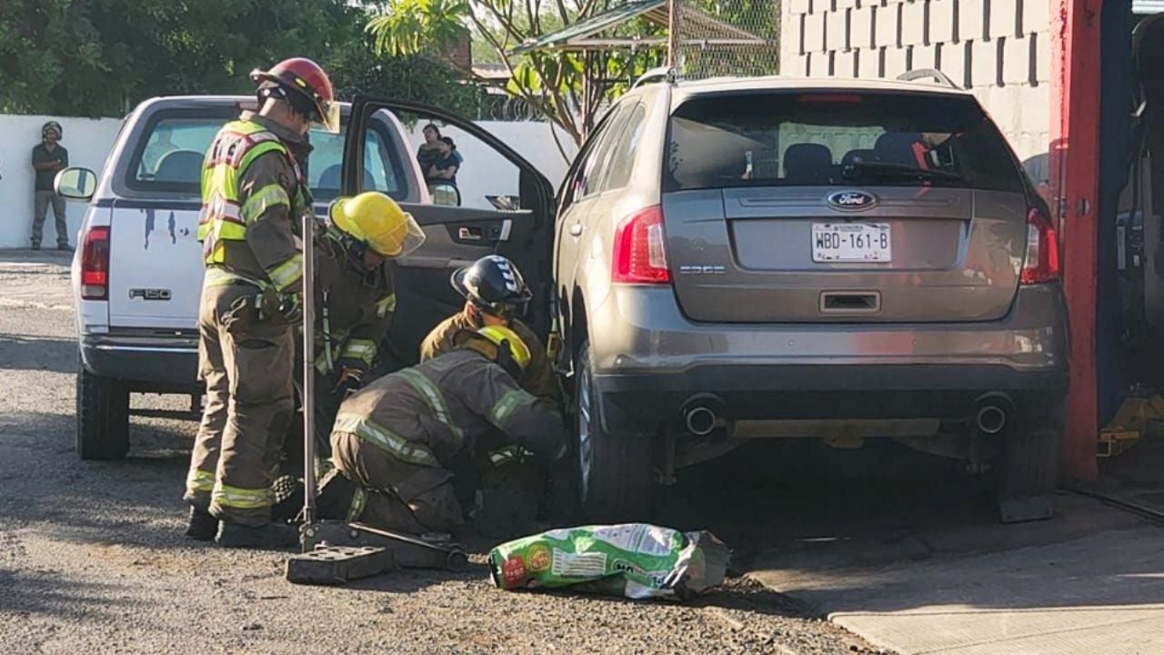 Sufre ataque epiléptico y atropella a peatón al sur de Hermosillo; la víctima falleció
