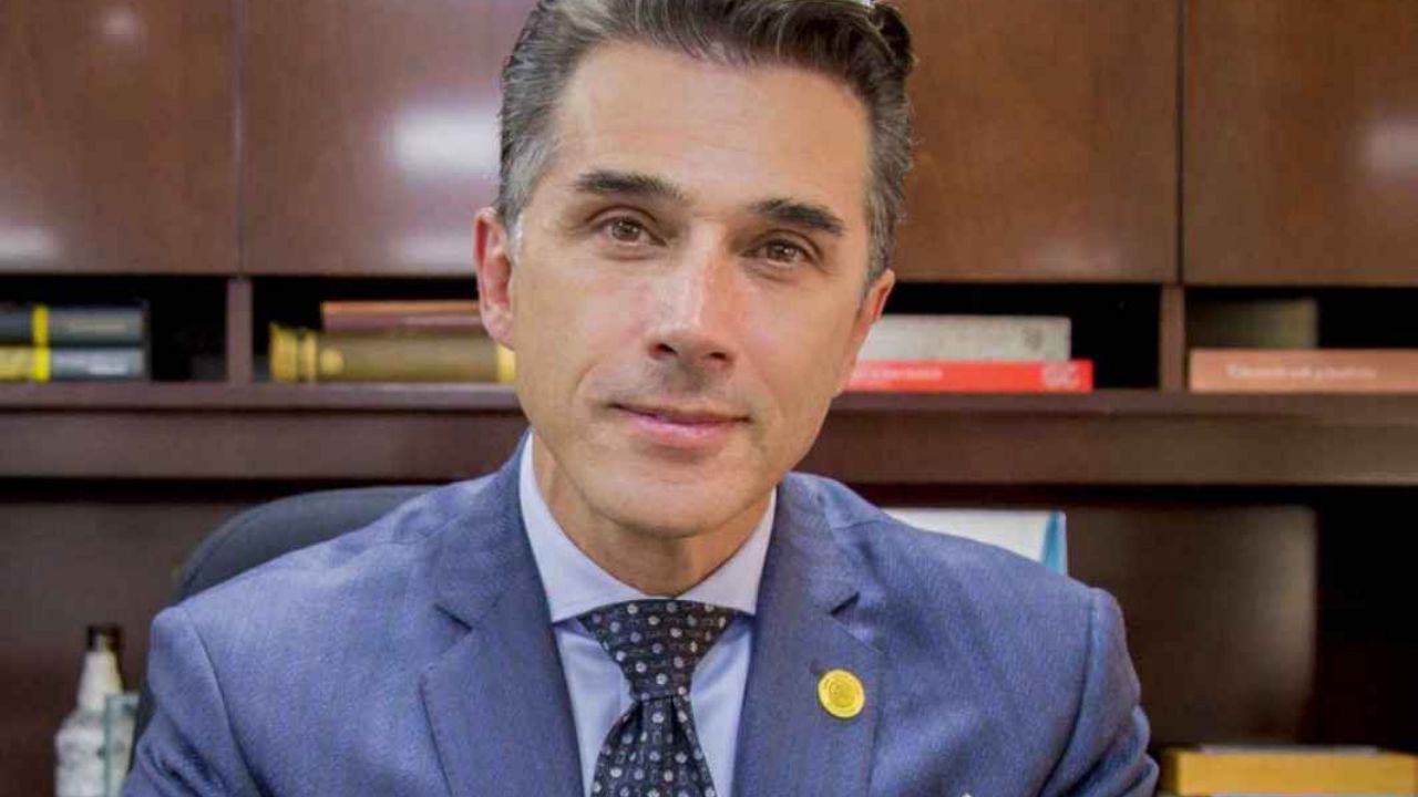 Tras acciones legales contra Ferka por comentarios en ‘La Granja VIP’, TV Azteca vetaría a Sergio Mayer