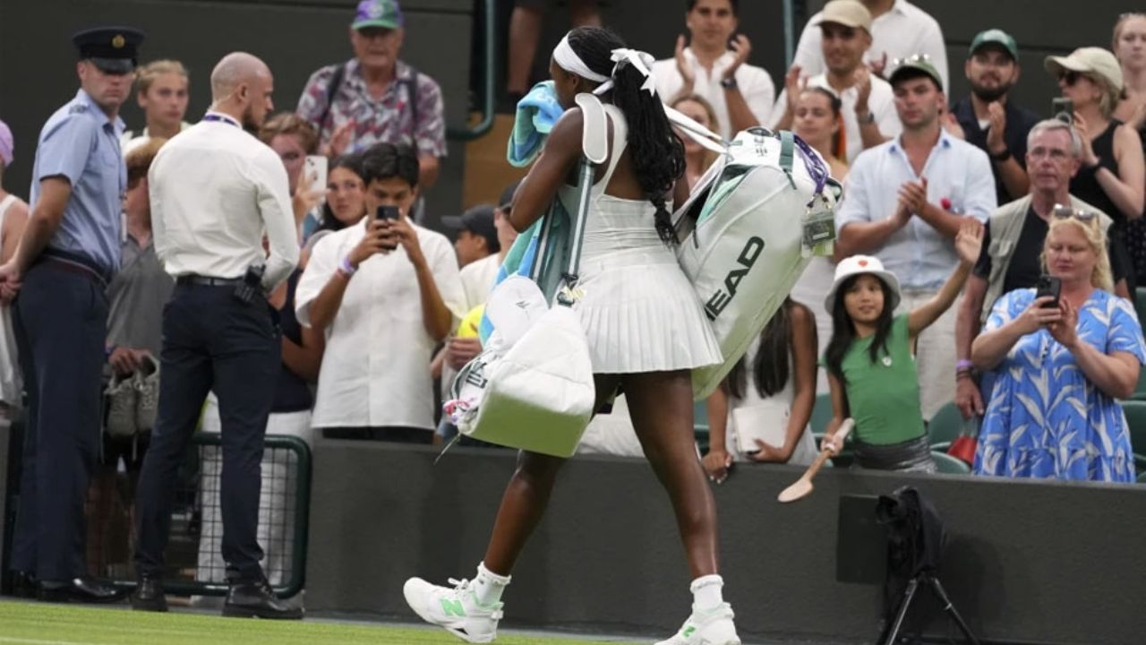 ‘Martes negro’ en Wimbledon; varias cabezas de serie caen en primera ronda