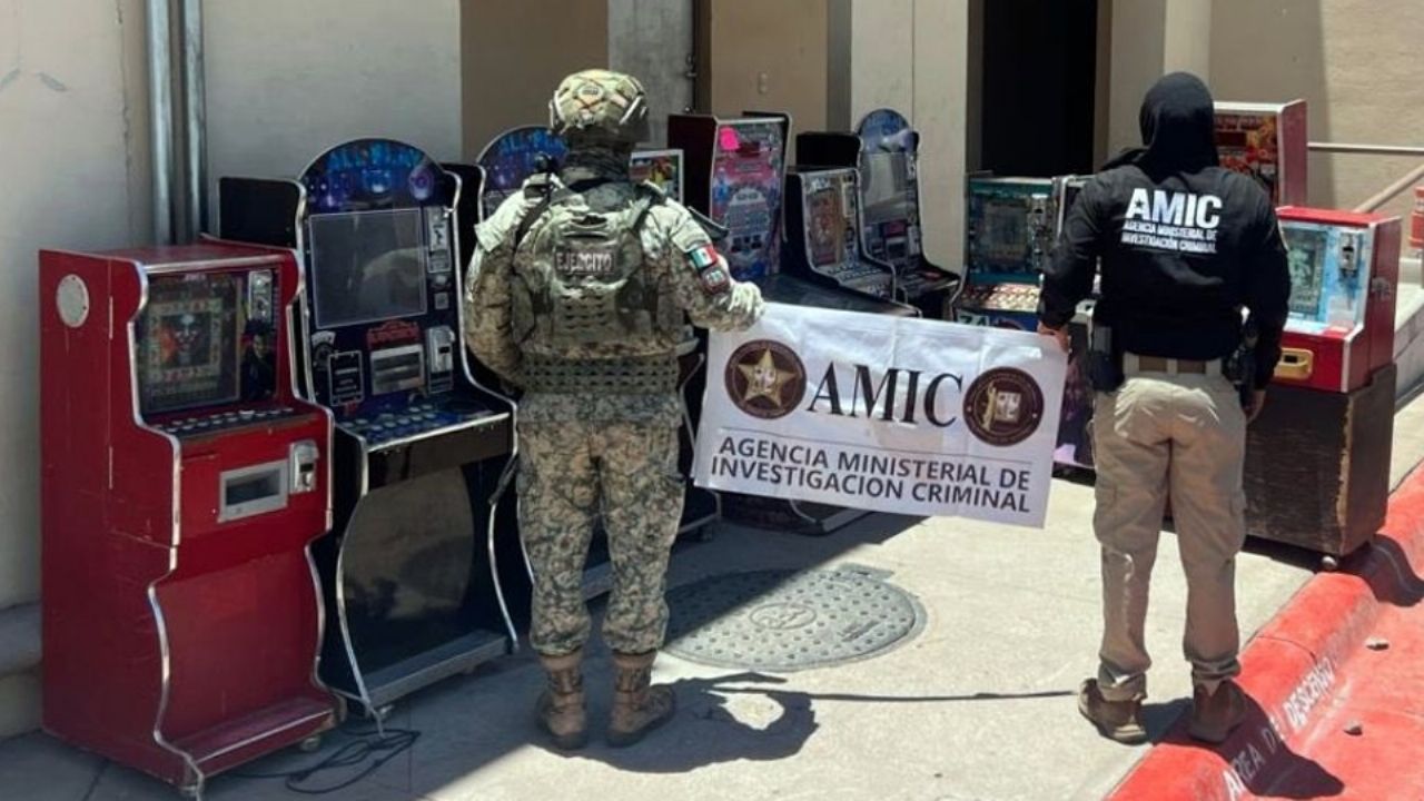Autoridades aseguran 11 máquinas tragamonedas en dos colonias de Ciudad Obregón