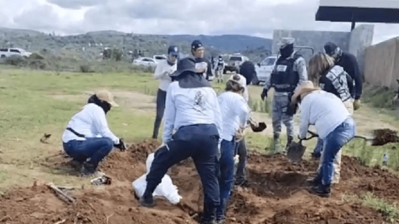 Guerreros Buscadores localizan nuevas fosas clandestinas con restos humanos en Zapopan