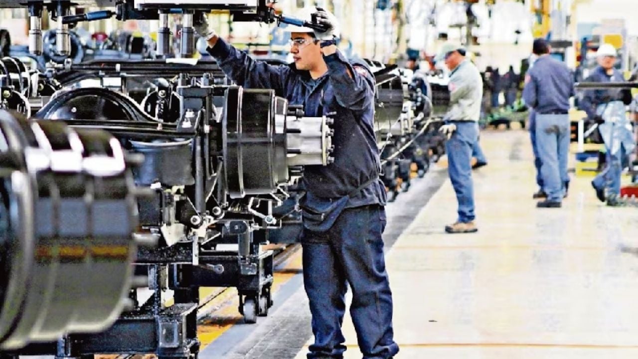 Estados Unidos elimina profesiones para visa TN y establece criterios más estrictos