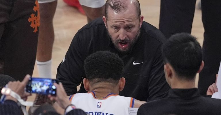 Thibodeau llevó a los Knicks a playoffs