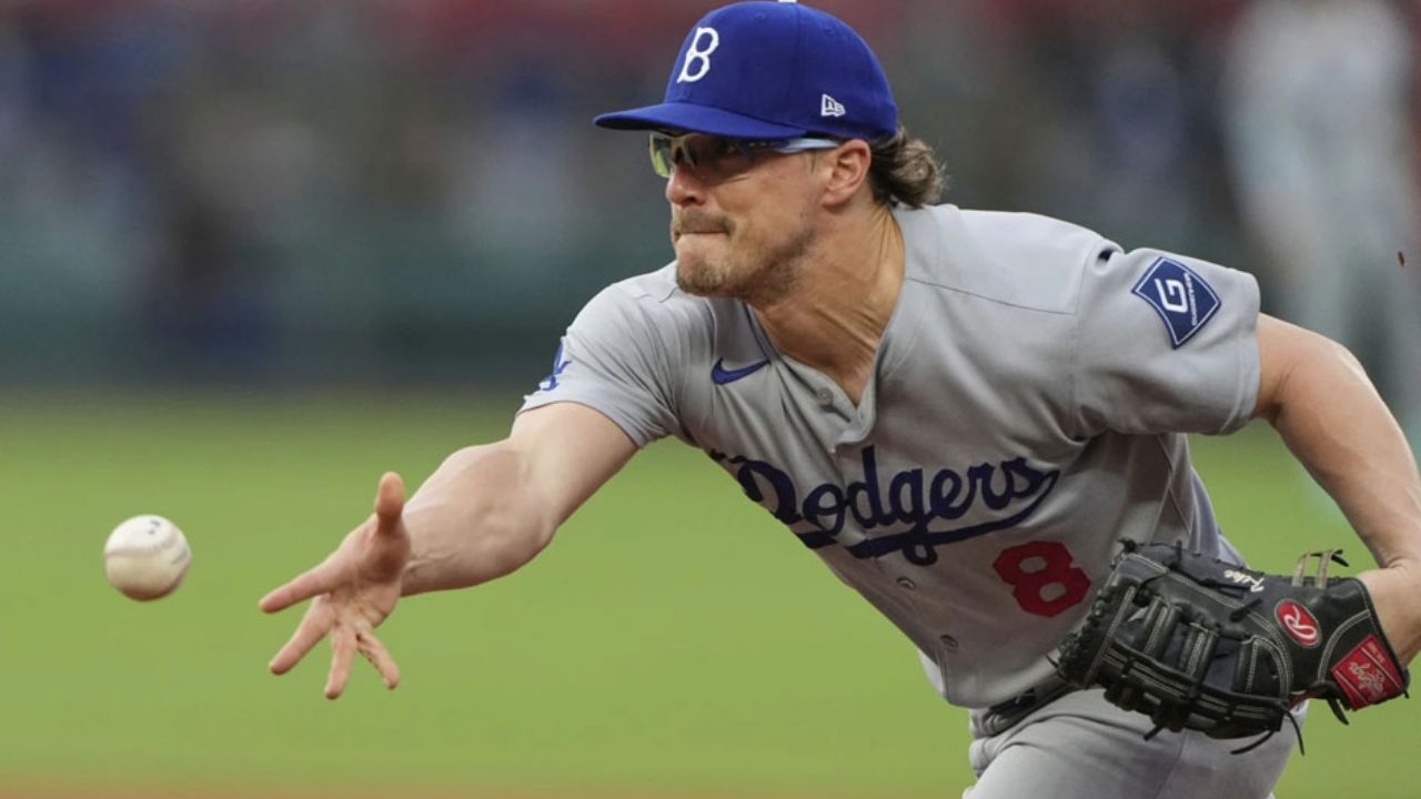 Los Dodgers mueven su roster; Kiké a la lista de lesionados, llaman a Outman