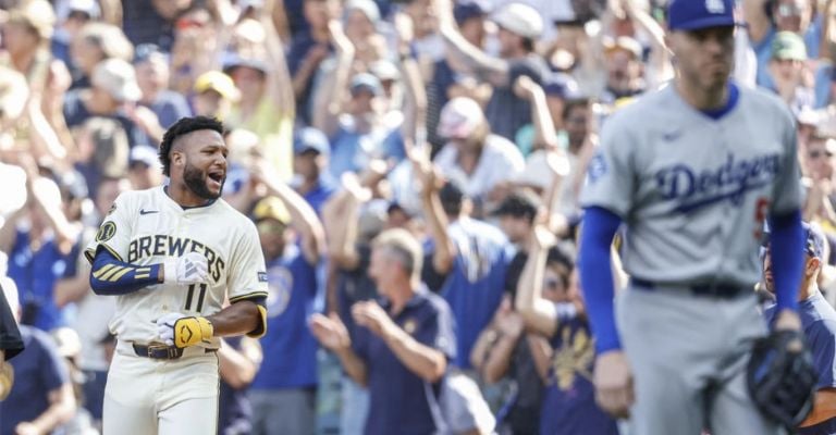 El venezolano celebra tras conseguir la victoria
