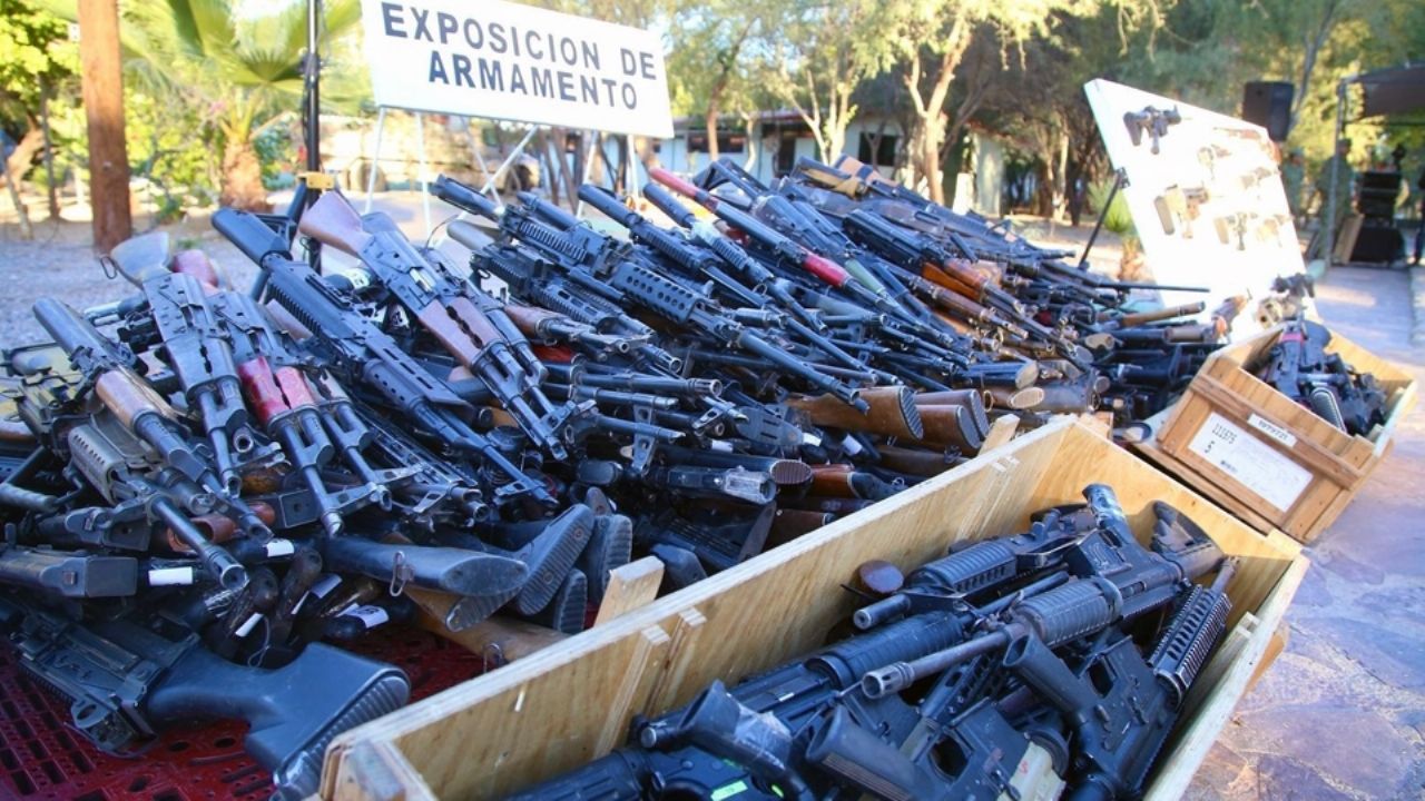 Destruyen más de 500 armas y 69 mil cartuchos del crimen organizado en Hermosillo