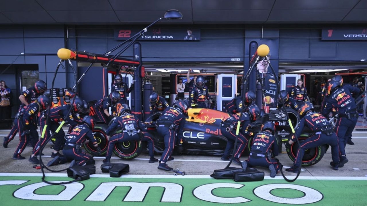 En Red Bull no tiran la toalla y señalan que mantendrán la lucha por el título