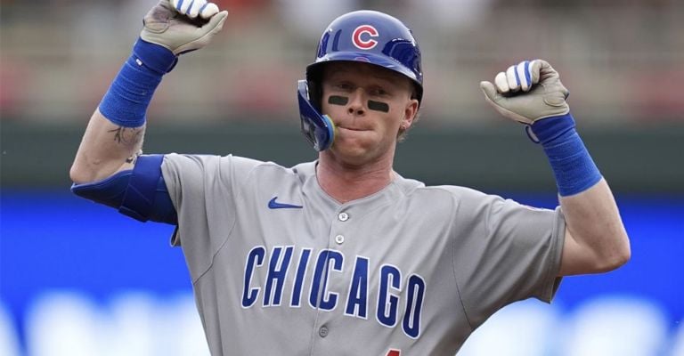 El jardinero festeja uno de sus vuelacercas