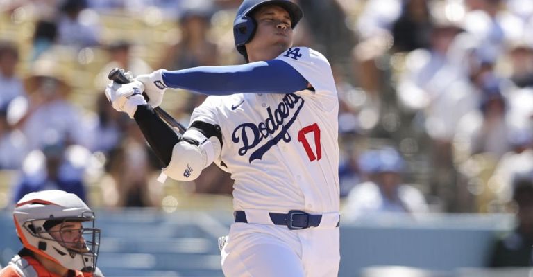 Ohtani sigue al frente en la venta de casacas