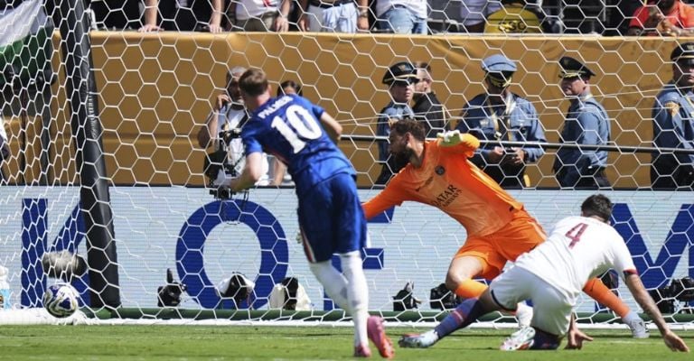 Palmer fue una pesadilla para la defensa parisina