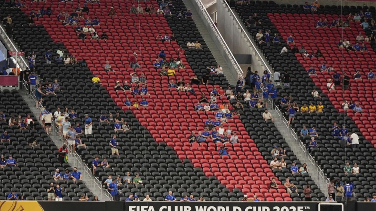 Asientos vacíos, calor y partidos retrasados marcan el Mundial de Clubes