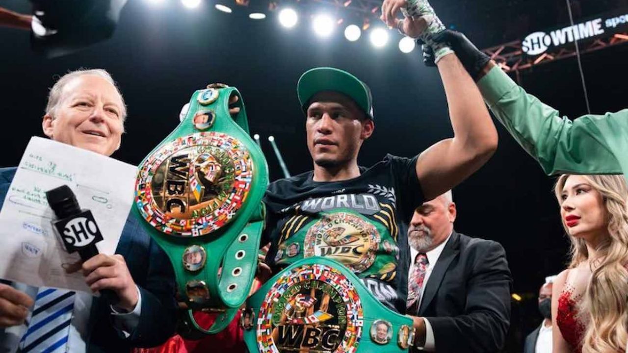 David Benavidez olvida a ‘Canelo’ Álvarez y tiene en la mira a otro campeón mexicano