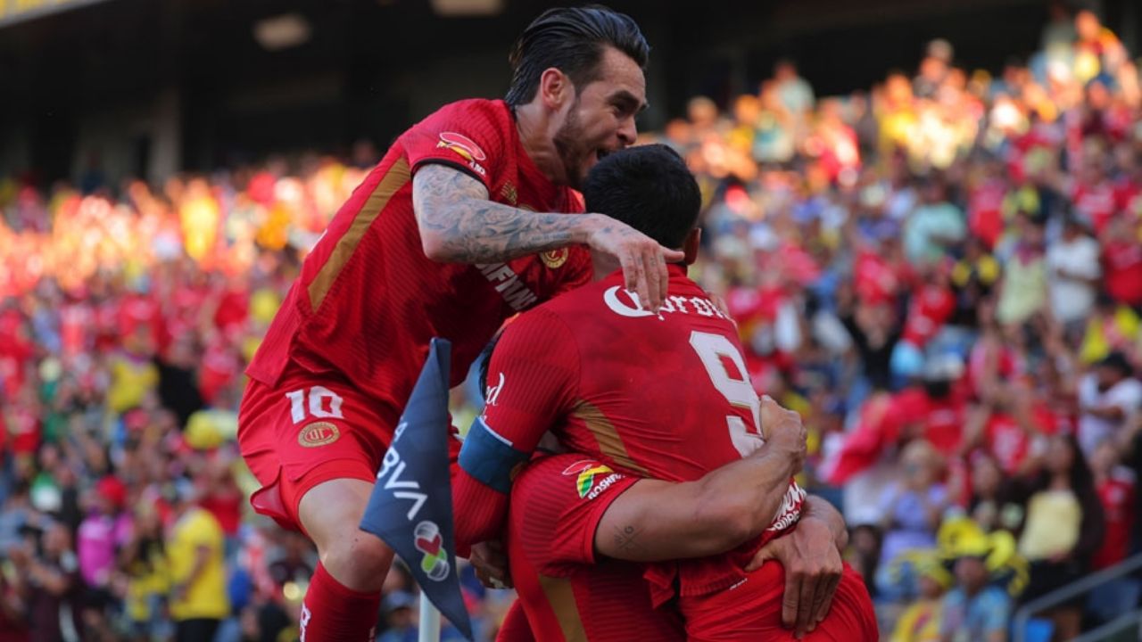 Los Diablos Rojos del Toluca golea 3-1 al América y son el Campeón de Campeones