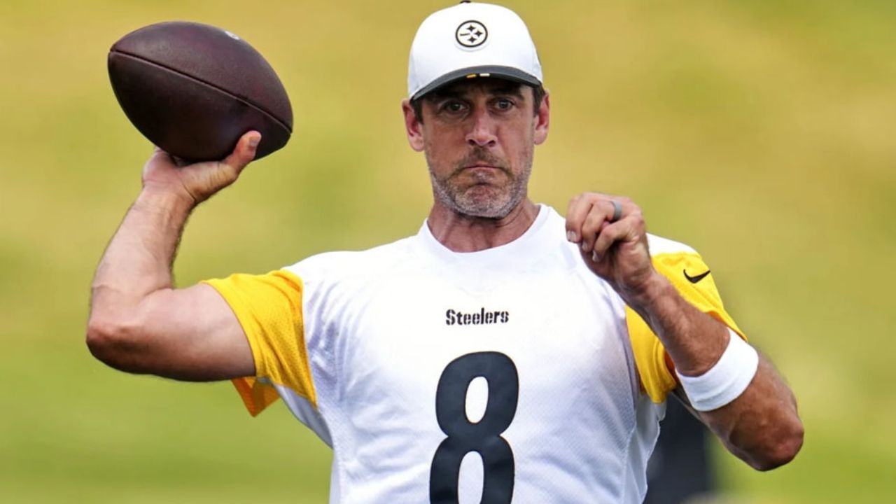 Aaron Rodgers inicia optimista su entrenamiento con Steelers: “Las cosas van a mejorar”