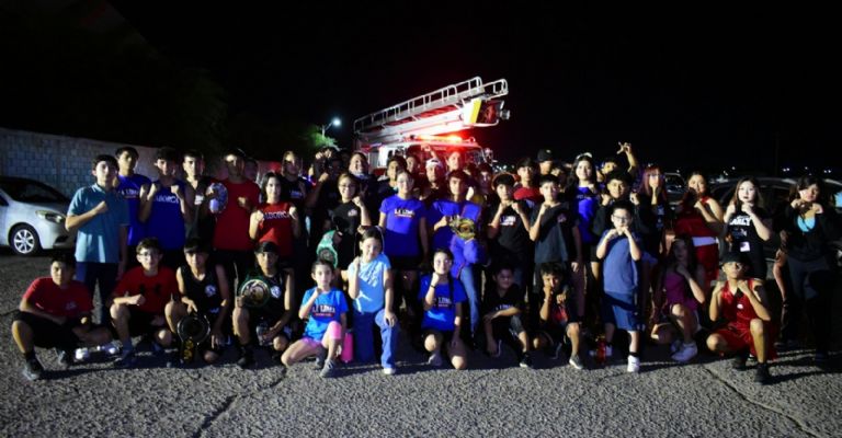 Caborca de manteles largos: Cientos de pugilistas recorren las calles de la ciudad