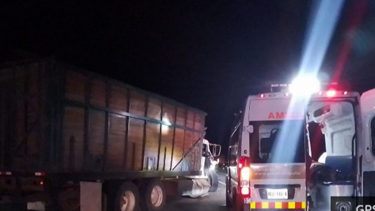 Aparatoso CHOQUE en carretera Guaymas-Ciudad Obregón deja dos víctimas