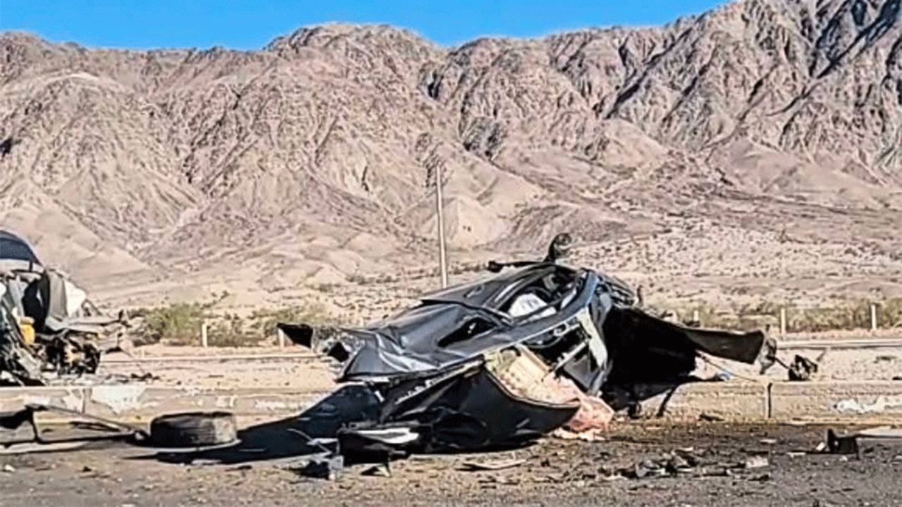 Pareja muere en accidente en la Mexicali-Tijuana; vehículo quedó partido a la mitad