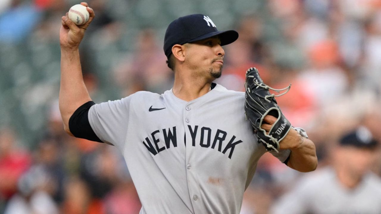 Atlanta Braves no tiran la toalla y adquieren al lanzador Carlos Carrasco de Yankees