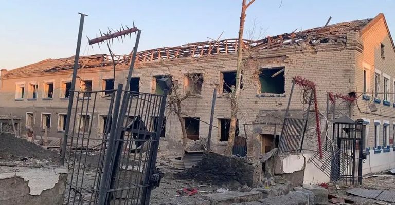 Al menos 25 civiles mueren tras bombardeos en Zaporiyia, Ucrania
