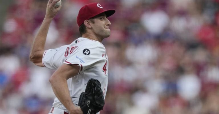 Lodolo se dio gusto ponchando al japonés