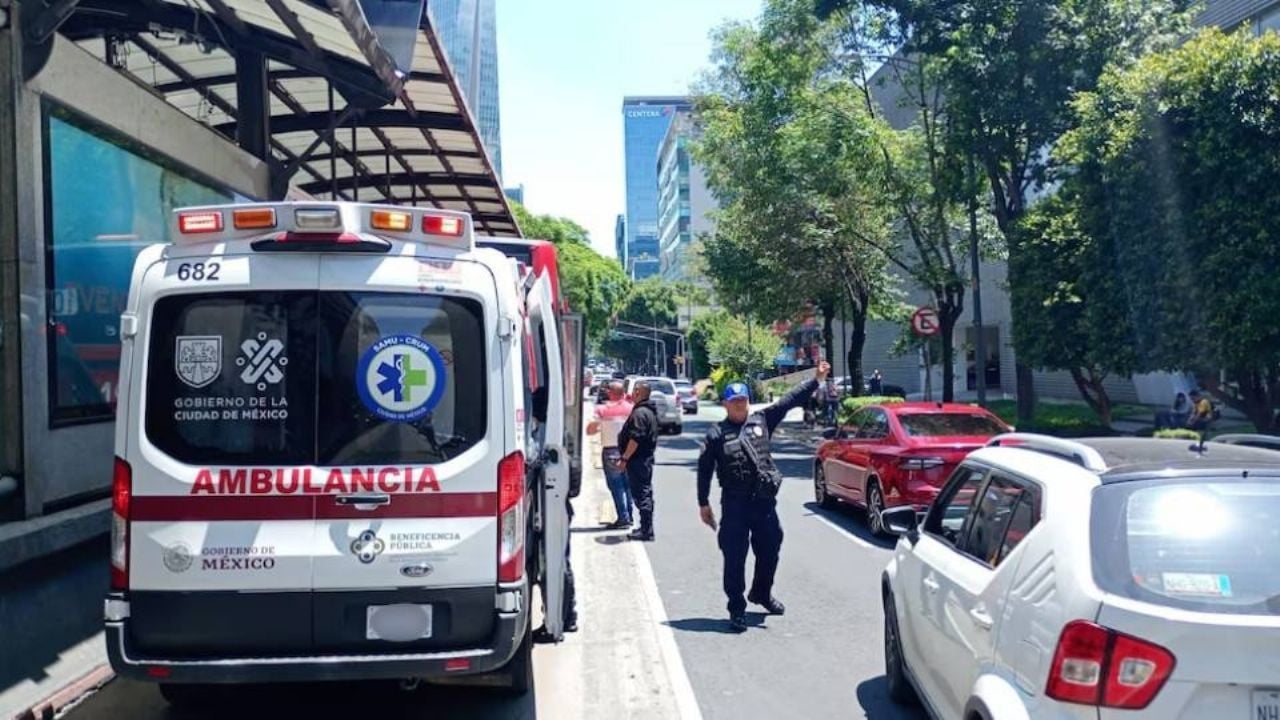Octogenario pierde la vida en la Línea 1 del Metrobús de la CDMX; ya investigan el caso
