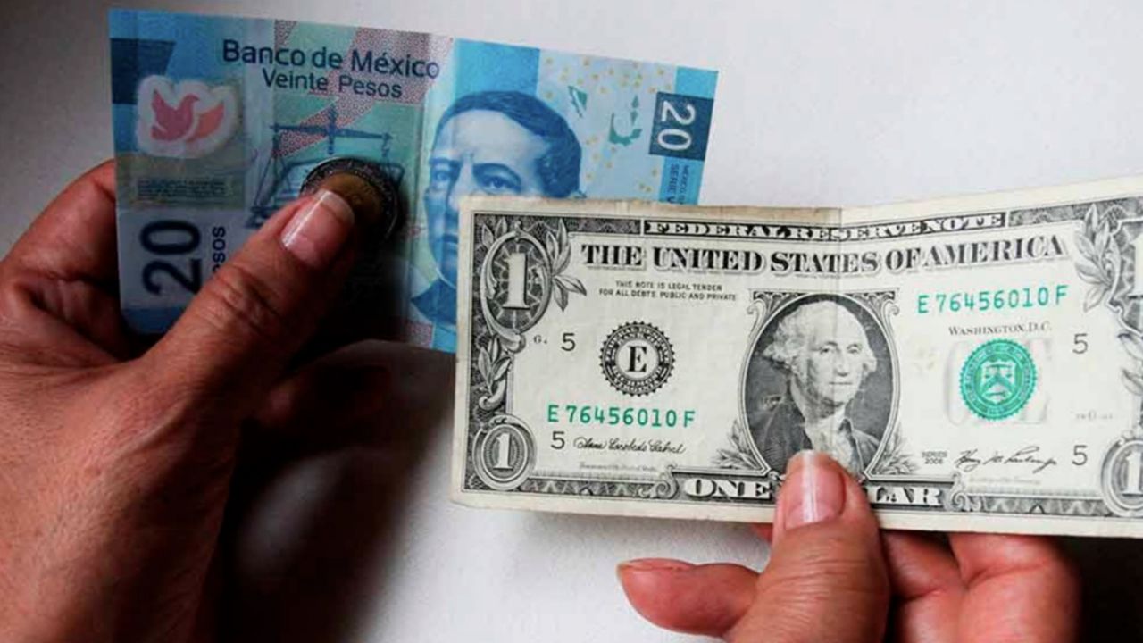 Precio del dólar HOY sábado 30 de agosto del 2025 en pesos