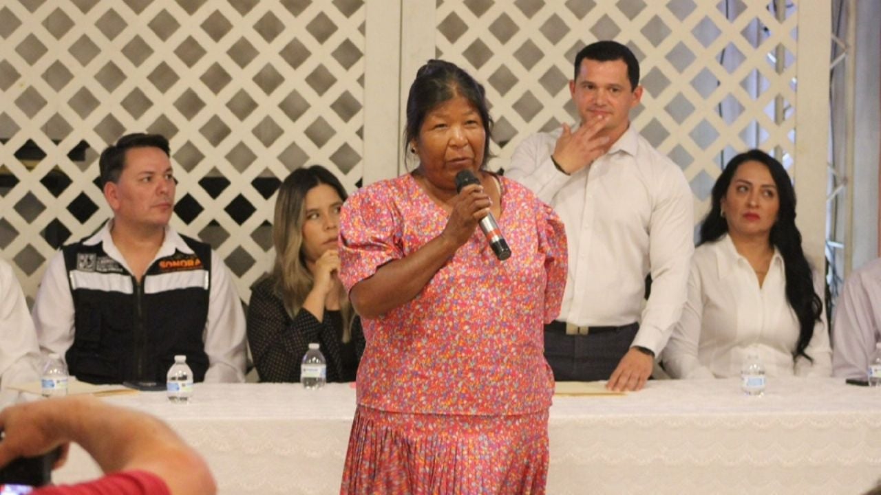 Sonora: Maximina Buitimea tiene dos décadas atendiendo partos en la comunidad guarijía