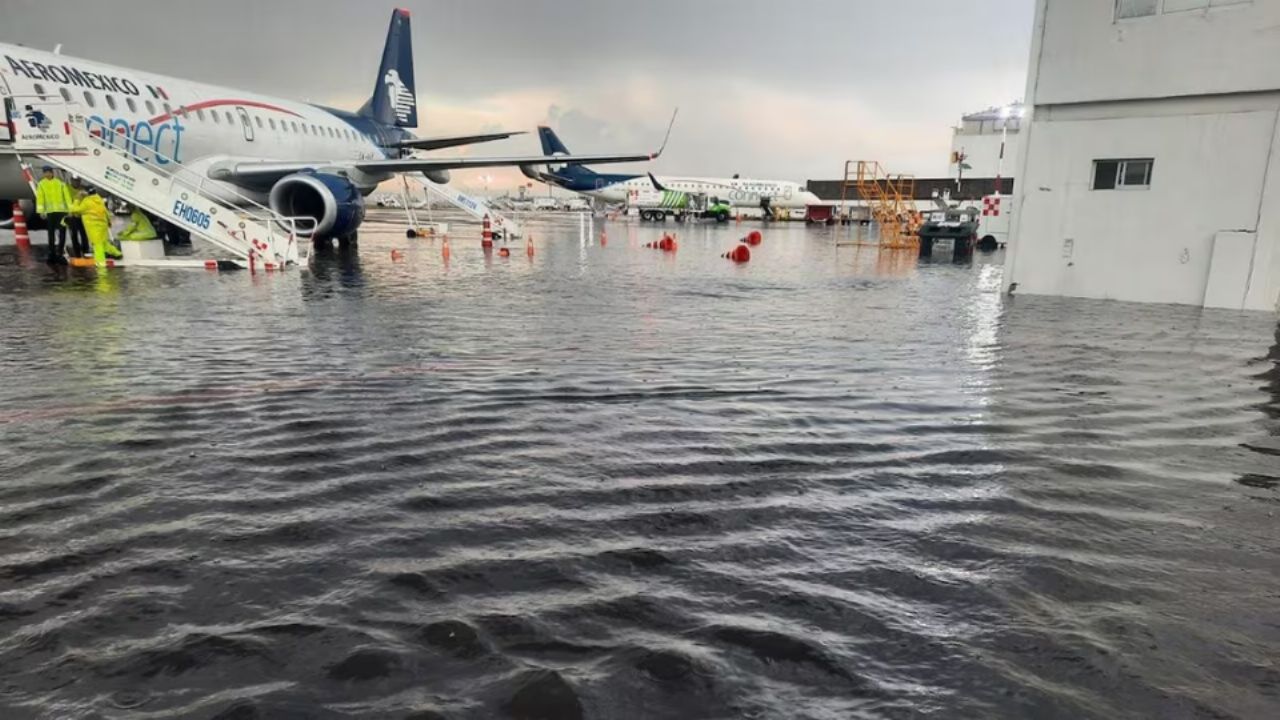 Caos en el Aeropuerto de CDMX: 19 mil 500 pasajeros afectados por cancelaciones tras la intensa lluvia
