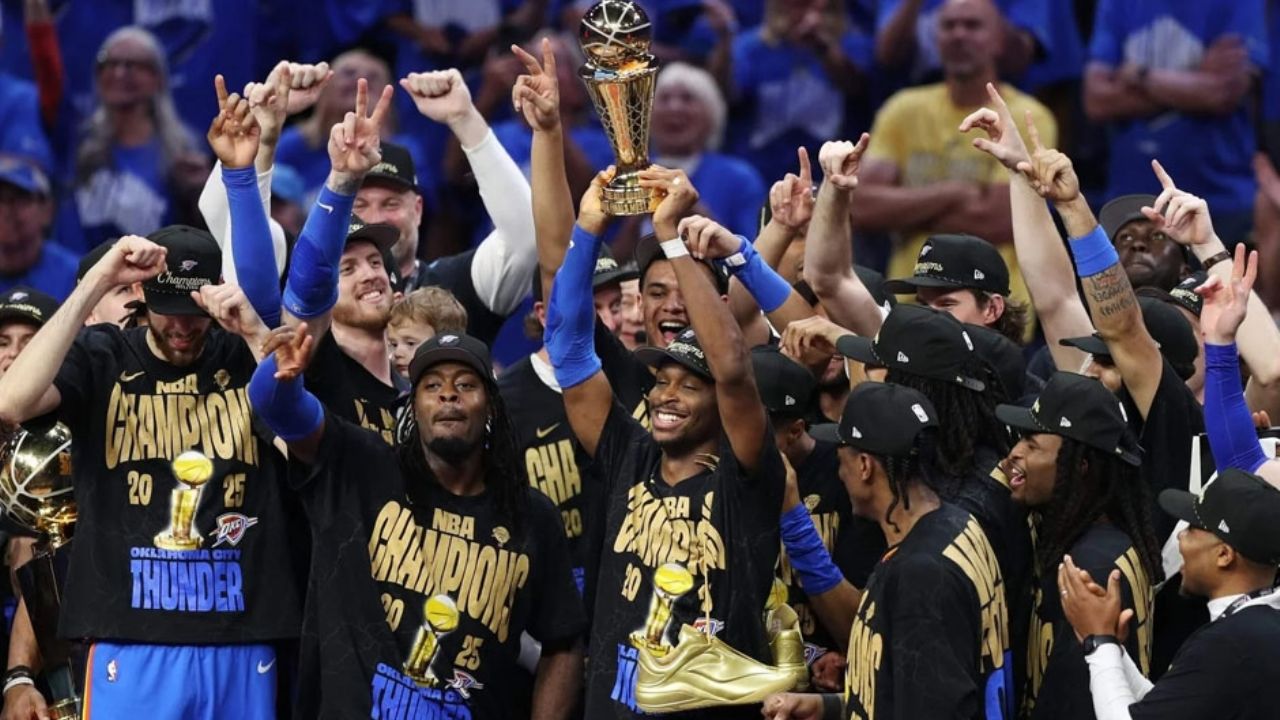 El Thunder encabeza la jornada inaugural de la NBA y el calendario navideño