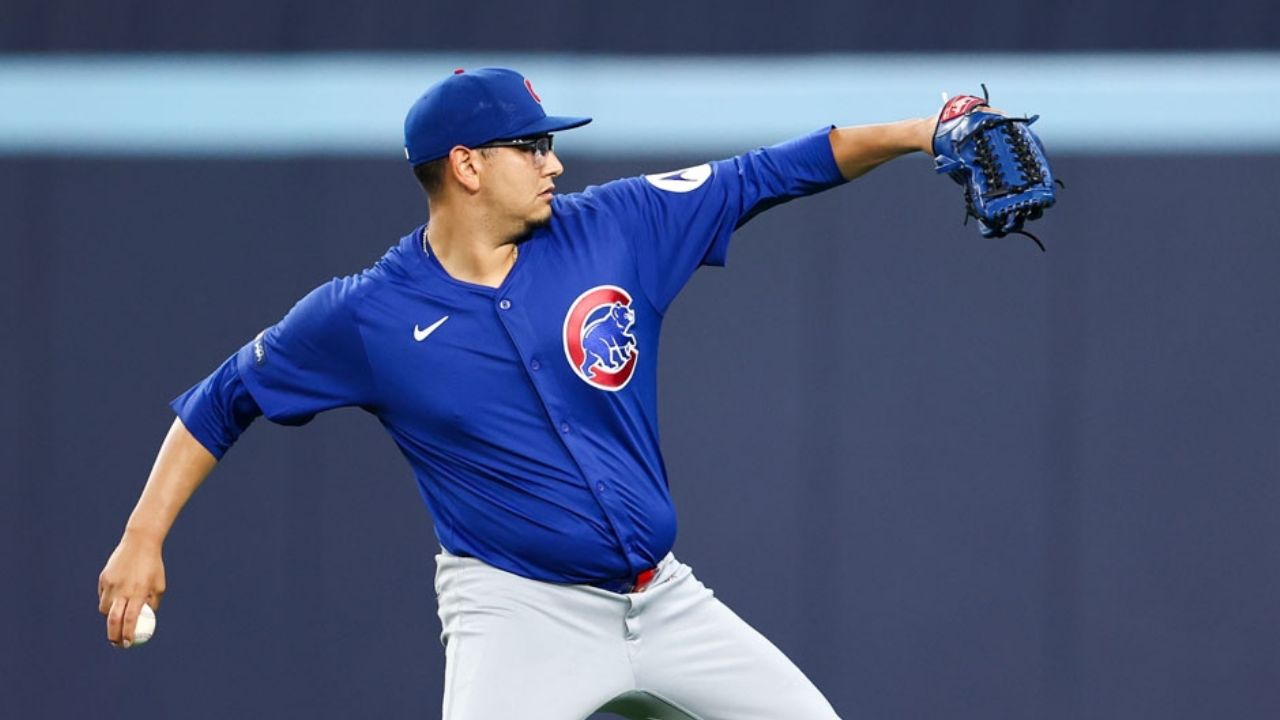 Los Blue Jays le dan de palos a Javier Assad en su debut en la temporada