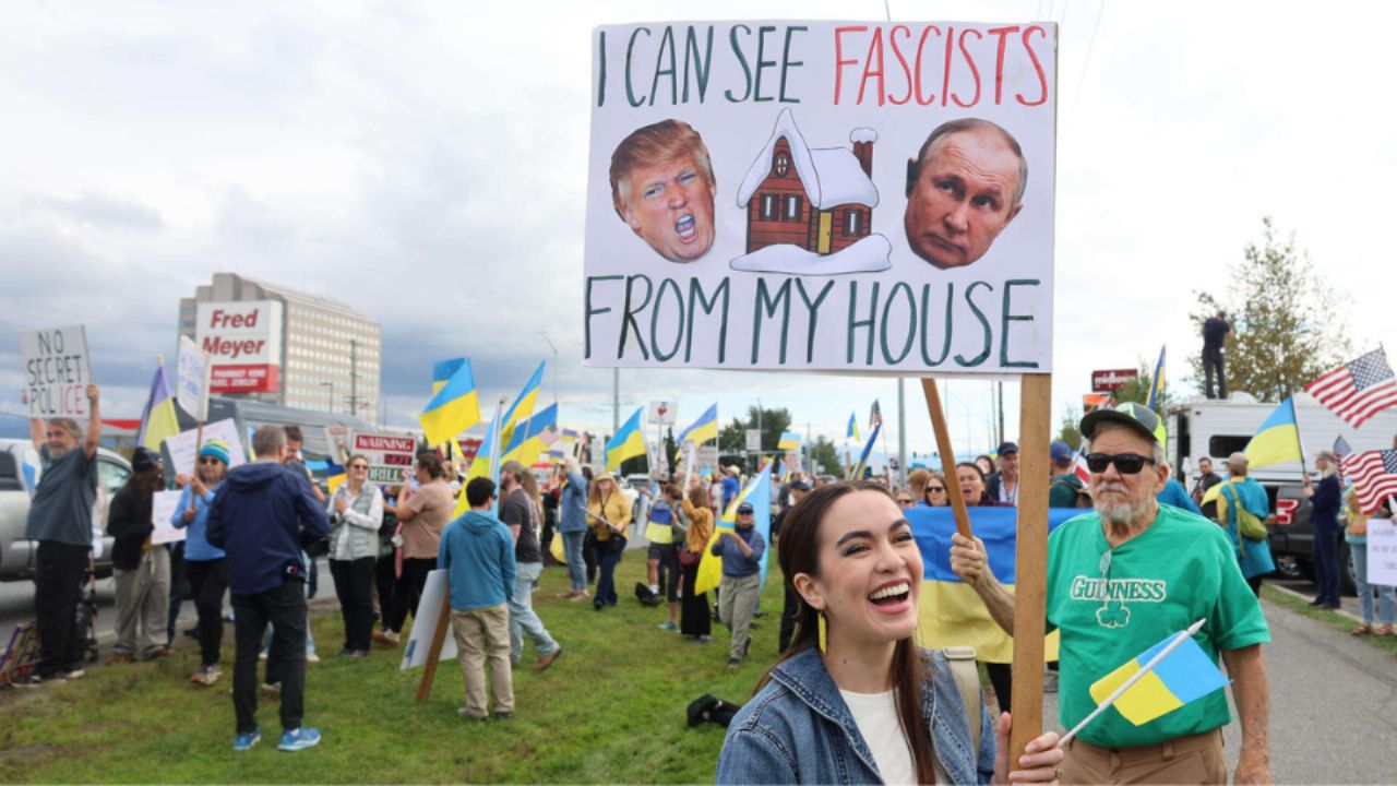 Protestas en Alaska por excluir a Zelenski de la cumbre entre Trump y Putin