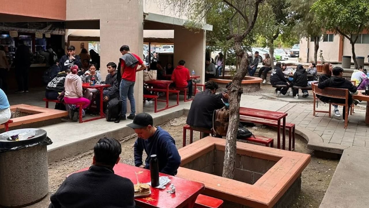 Cafetería de la Unison volverá a dar becas alimenticias a estudiantes; abren convocatoria
