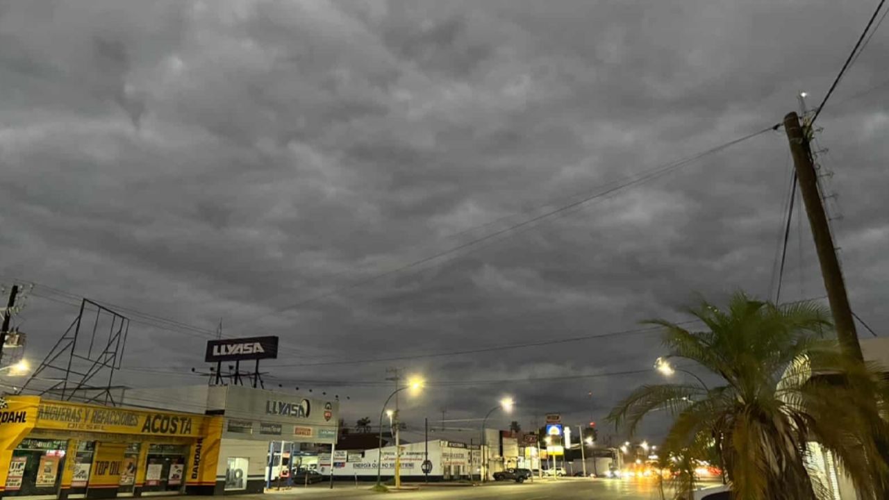 Clima en Sonora: Alertan de LLUVIAS FUERTES y DESCARGAS ELÉCTRICAS esta NOCHE de LUNES 18 de agosto