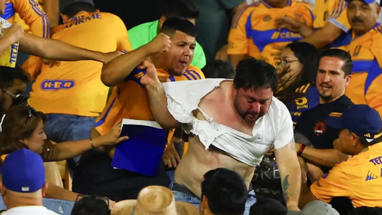 Lamentable jornada de la Liga MX; violencia inunda los estadios del futbol mexicano