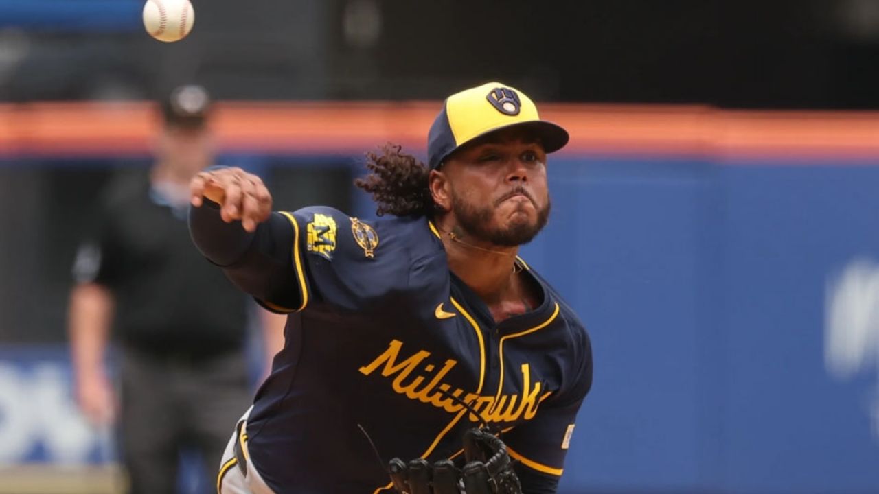 Vuelta a la página: Brewers se cobran con los Cubs el fin de su racha triunfal