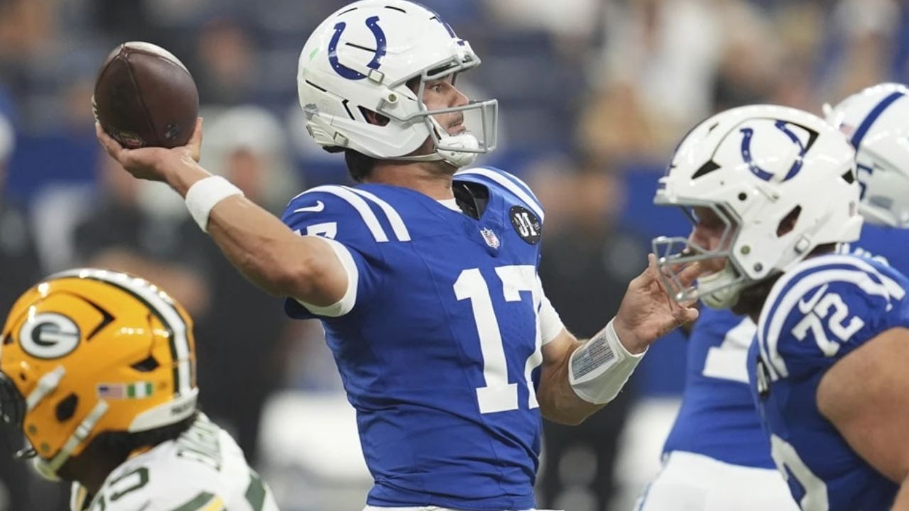 Los Colts nombran a Daniel Jones como su quarterback titular para el día inaugural