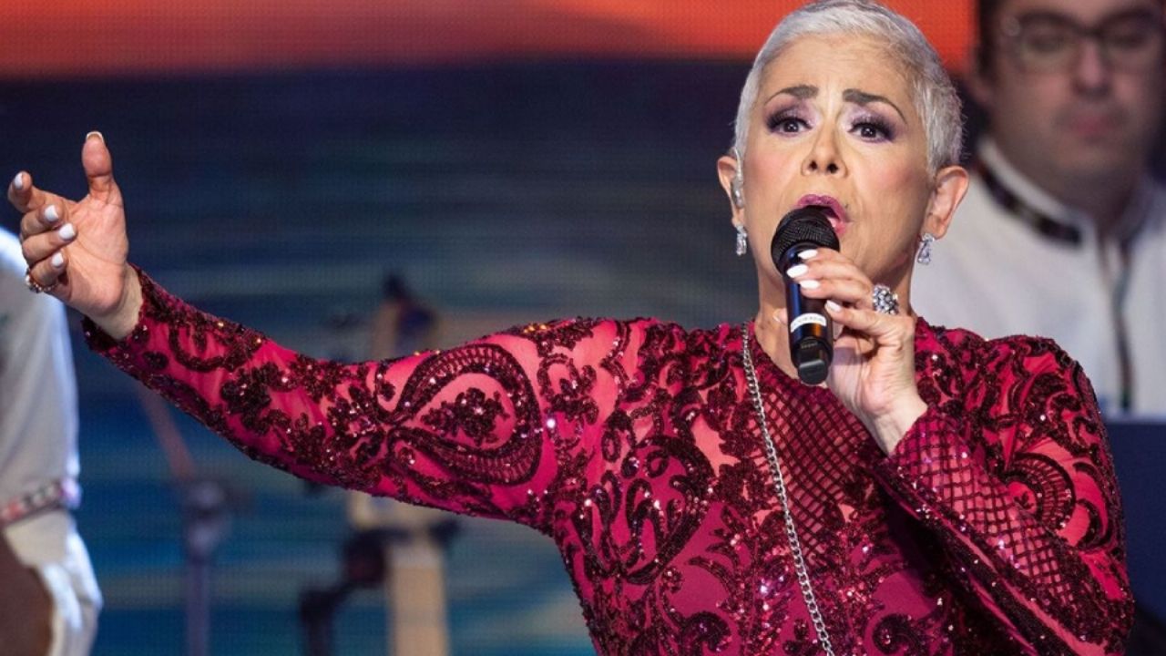 “Es insoportable”: Eugenia León reaparece tras cirugía de emergencia; da trágica noticia