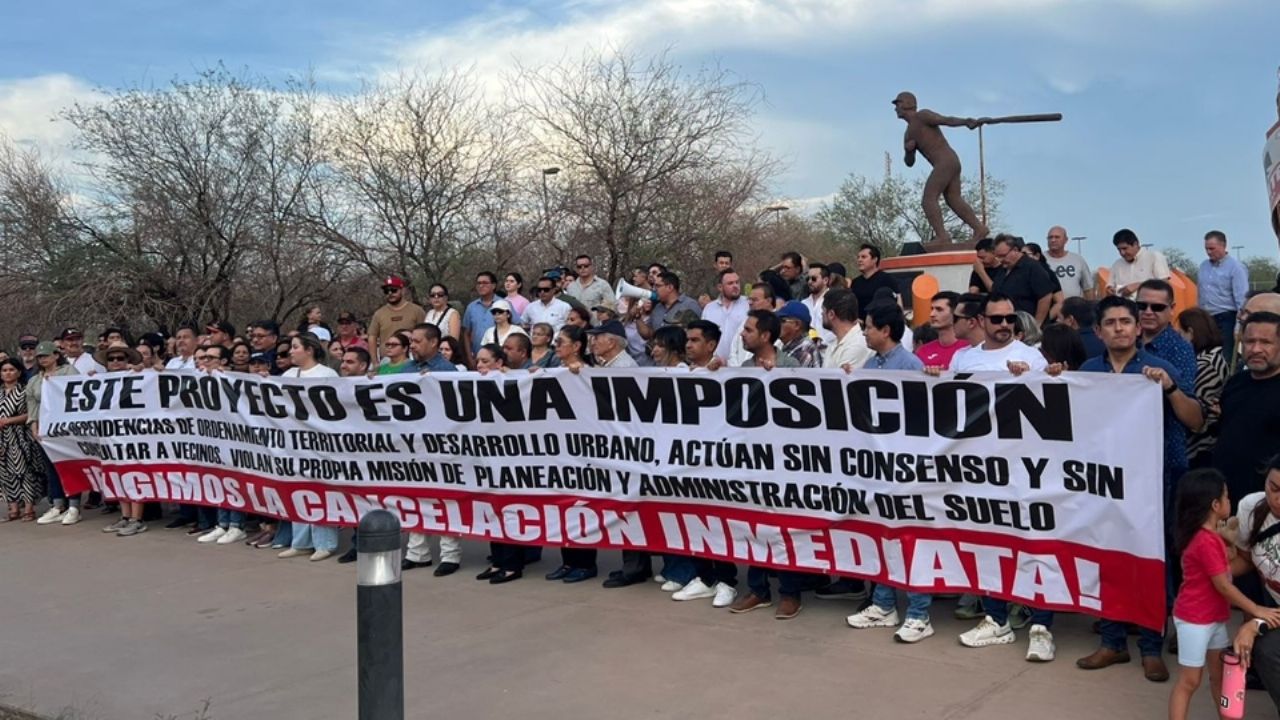 Vecinos del poniente de Hermosillo piden formalizar la reubicación de Viviendas del Bienestar