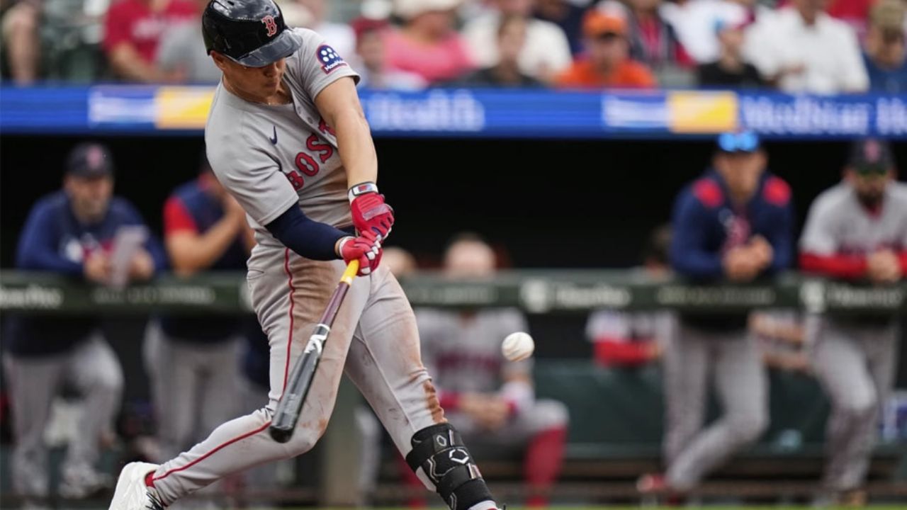 Boston barre a Baltimore y se afianza en la lucha por un comodín en la Americana