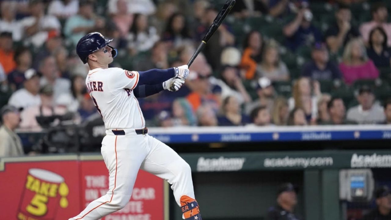 MLB: Jonrones de Walker lideran triunfo de los Astros sobre los Rockies