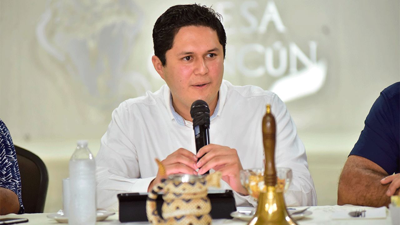 Mesa Cancún: Publicarán la lista de beneficiarios de Beca Sonora de Oportunidades para universitarios