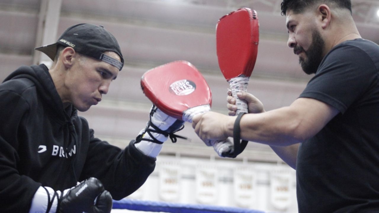 Oscar Valdez se muestra ante su gente: El doble campeón del mundo realiza entrenamiento público