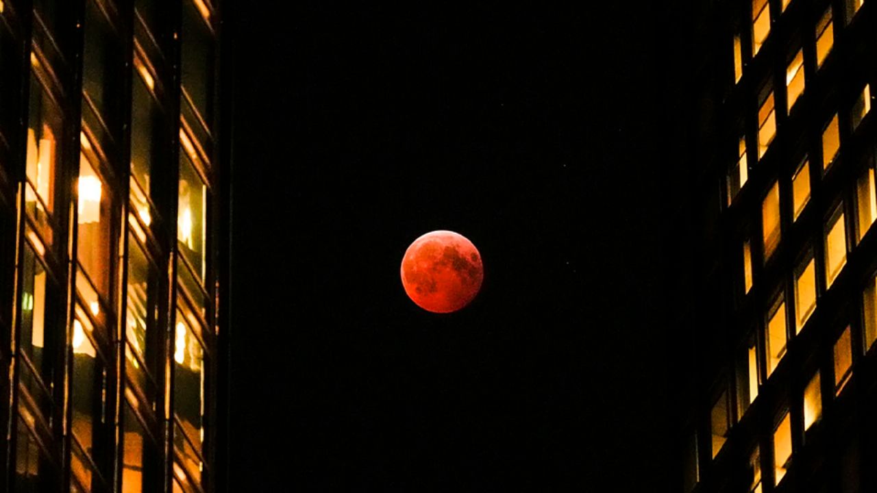 EN VIVO: Eclipse lunar 2025 HOY, 7 de septiembre; VIDEO minuto a minuto de la ‘Luna de Sangre’