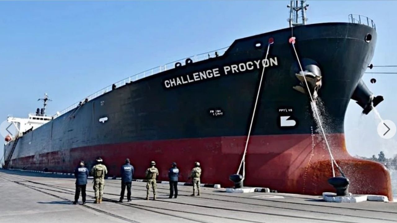 Sheinbaum lamenta muerte de capitán de la Marina; niega certeza de implicación en huachicol fiscal