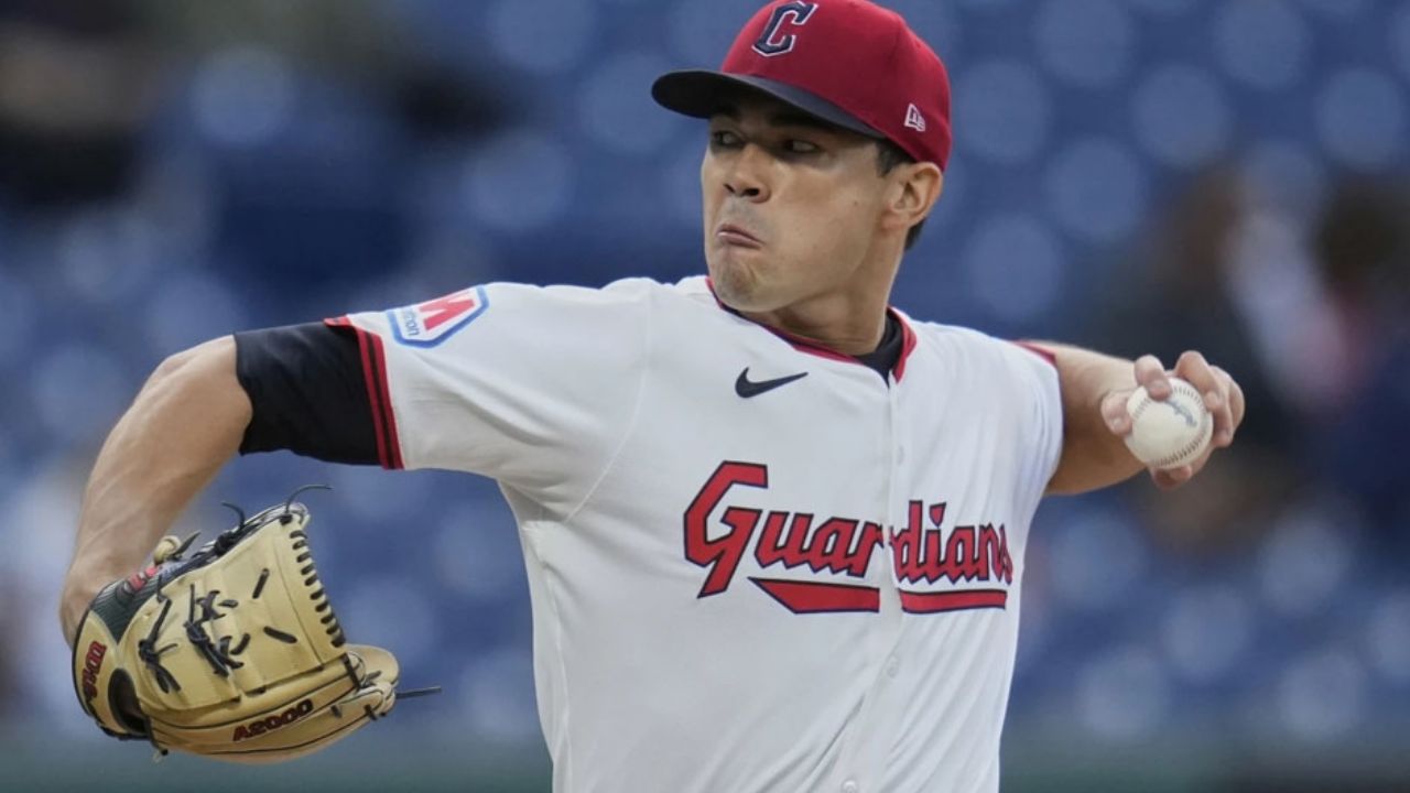 Con joya de Cantillo, Guardians blanquean a Royals y acechan el comodín